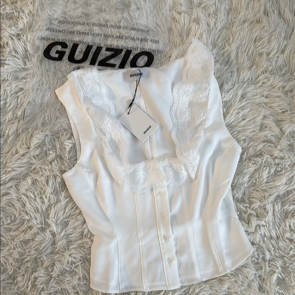 Guizio Paloma white lace trim top